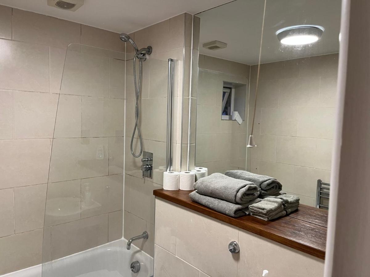 Three Bedroom House In Tooting By Star Apartments London Ngoại thất bức ảnh
