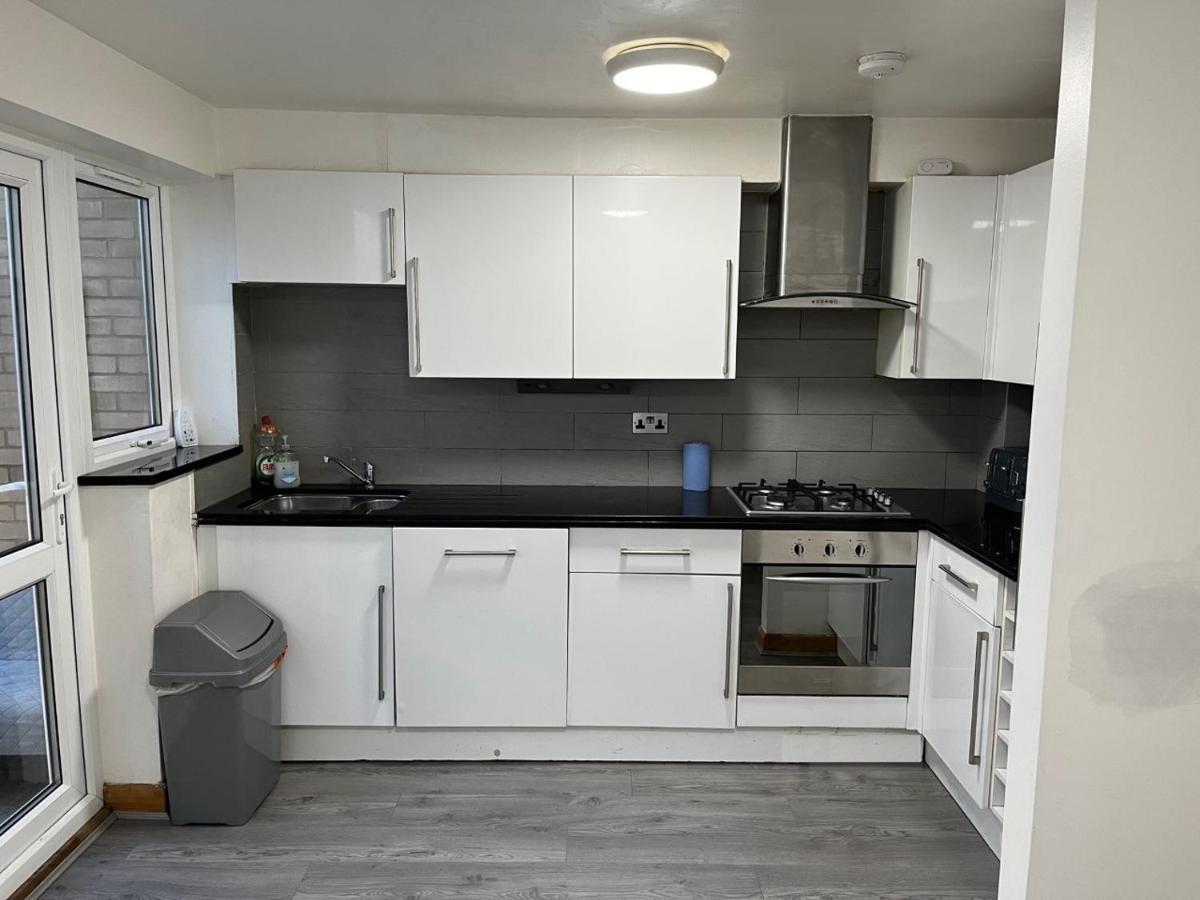 Three Bedroom House In Tooting By Star Apartments London Ngoại thất bức ảnh